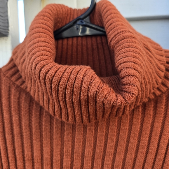 Sweater Dress - Picture 7 of 10